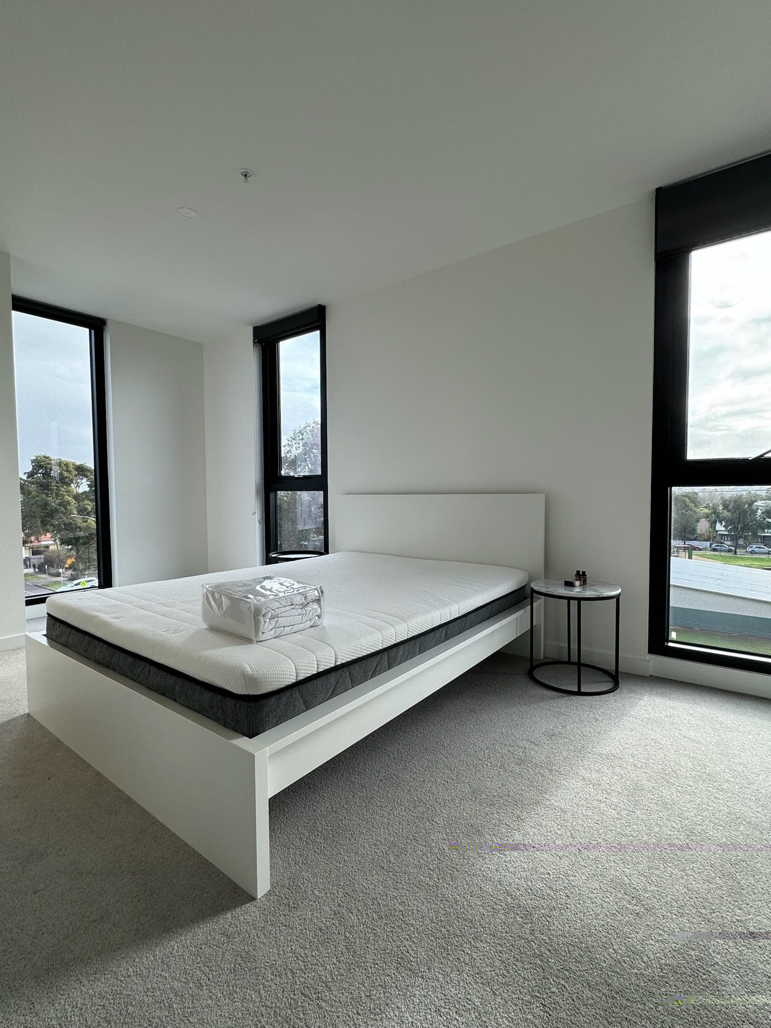 Room in 31 McLister Spotswood, VIC 3015